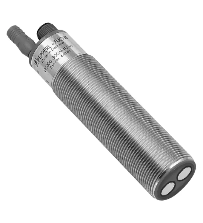 PEPPERL & FUCHS UC300-30GM-IUR2-V15 (New)