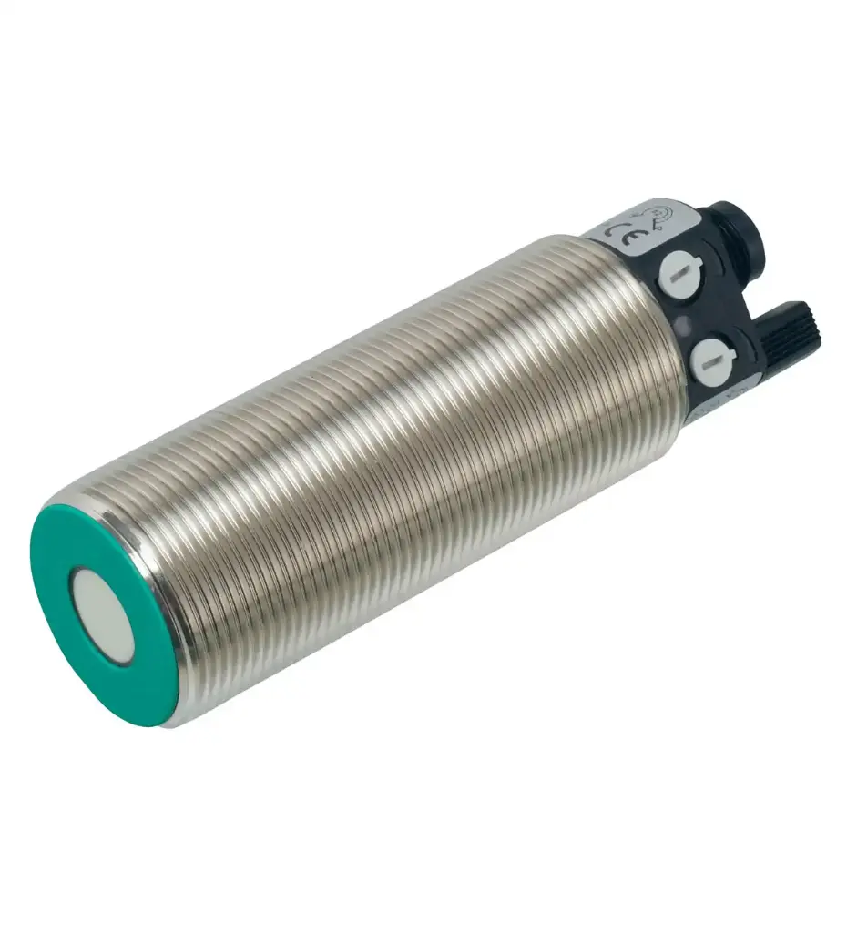 PEPPERL & FUCHS UC2000-30GM70-UE2R2-V15 (New)
